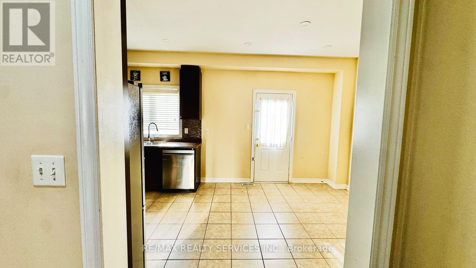 12 Urbana Road, Brampton, Ontario  L6Y 0R6 - Photo 10 - W13755214