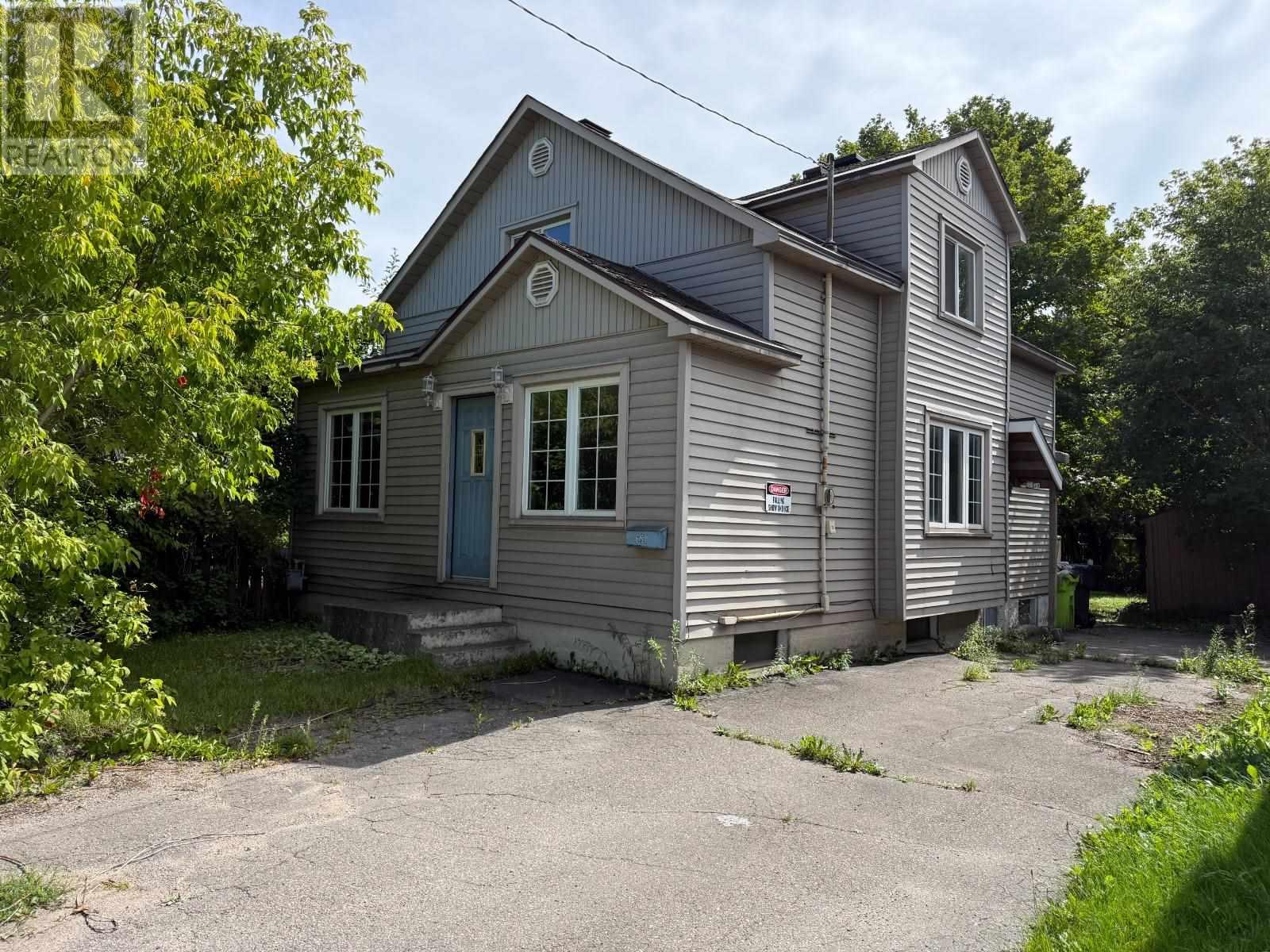 651 Wallace TER, Sault Ste. Marie, Ontario