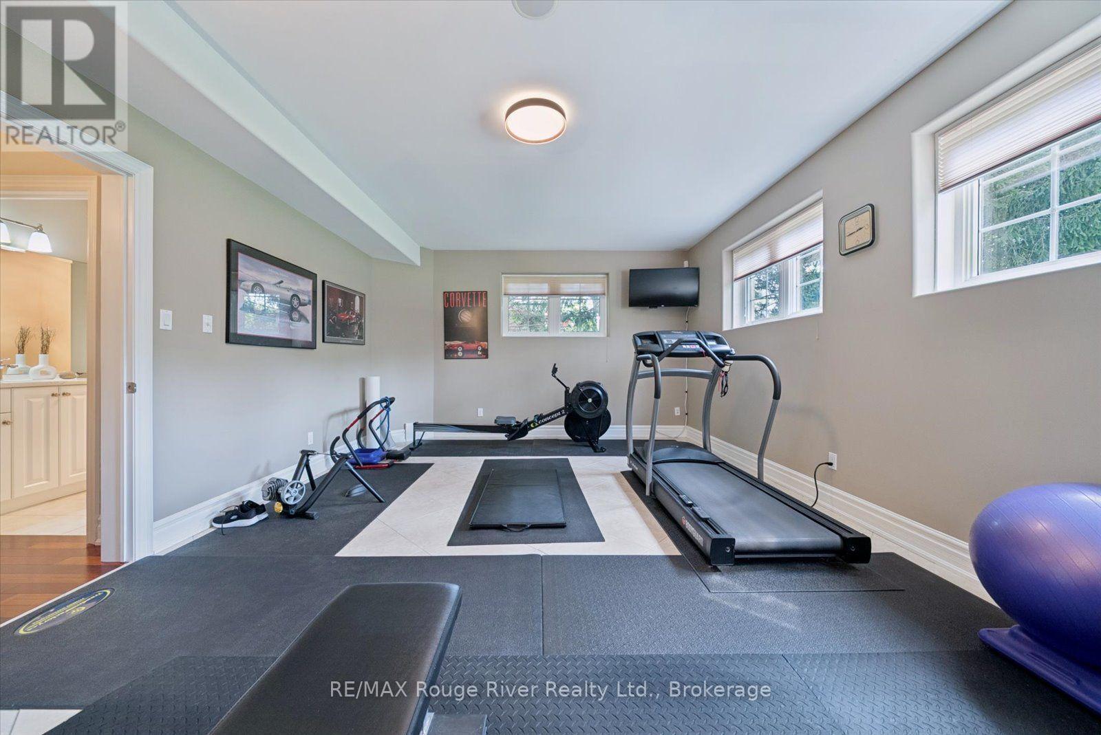 26 Hanover Court, Whitby, Ontario  L1N 7J2 - Photo 33 - E13759738