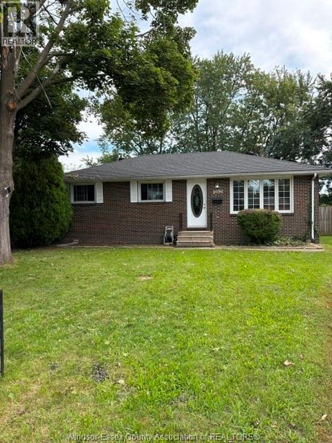 3090 Peace Court, Windsor, Ontario  N8T 2J4 - Photo 1 - 26021954