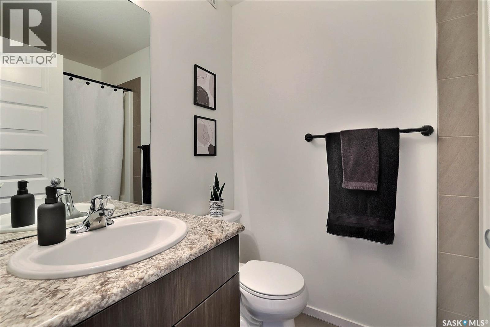 5417 Green Brooks Way E, Regina, Saskatchewan  S4V 3M4 - Photo 23 - SK047735