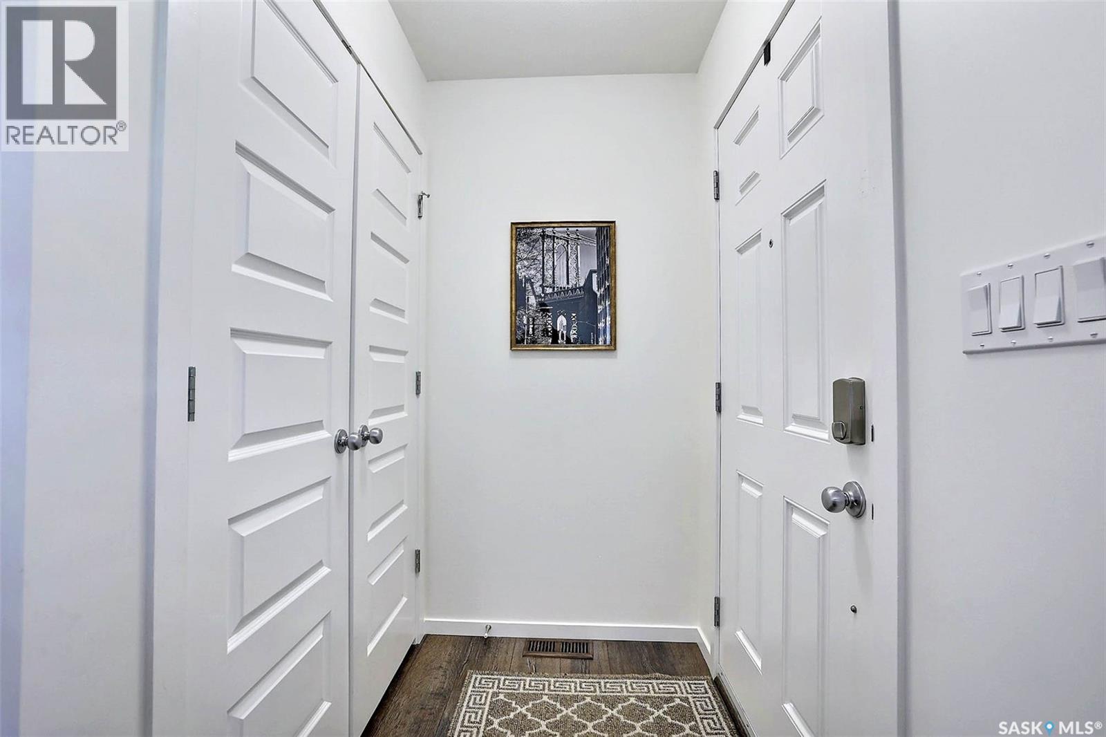 5417 Green Brooks Way E, Regina, Saskatchewan  S4V 3M4 - Photo 3 - SK047735