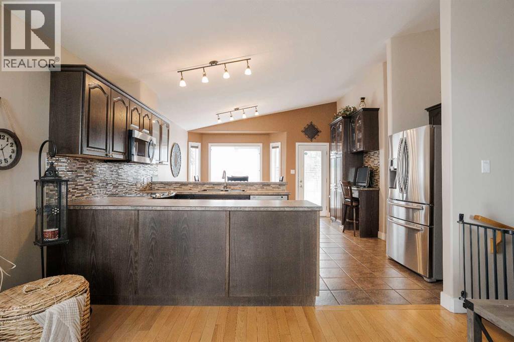 130 Peyton Way, Fort Mcmurray, Alberta  T9K 0E5 - Photo 8 - A2335558