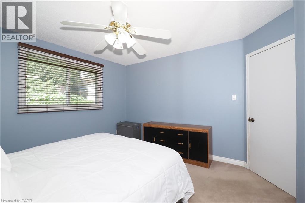 870 Strasburg Road, Kitchener, Ontario  N2E 2K4 - Photo 22 - 40859569