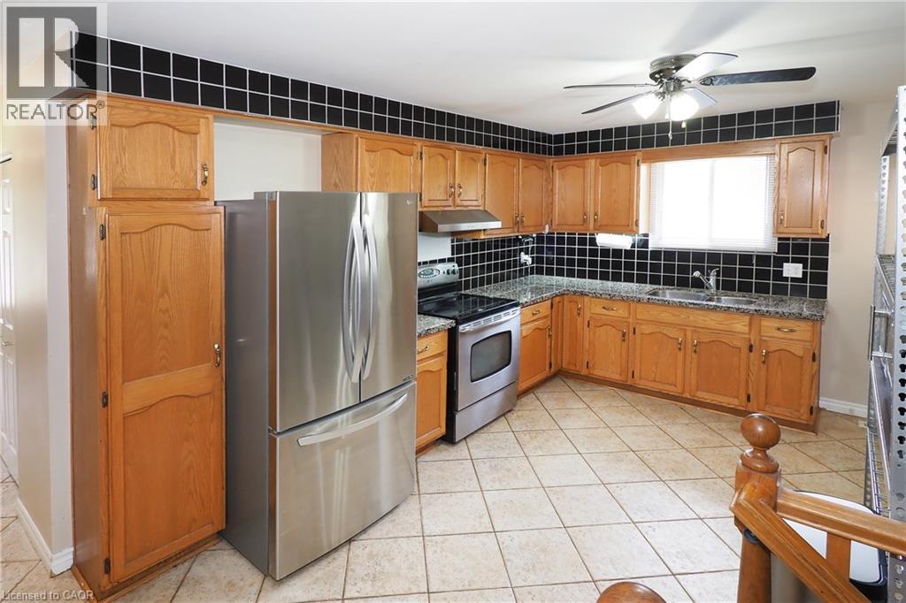 870 Strasburg Road, Kitchener, Ontario  N2E 2K4 - Photo 18 - 40859569