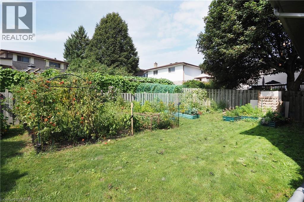 870 Strasburg Road, Kitchener, Ontario  N2E 2K4 - Photo 44 - 40859569