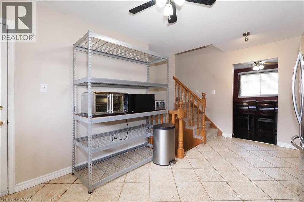 870 Strasburg Road, Kitchener, Ontario  N2E 2K4 - Photo 17 - 40859569