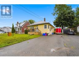 17 BURTON STREET, Belleville, Ontario