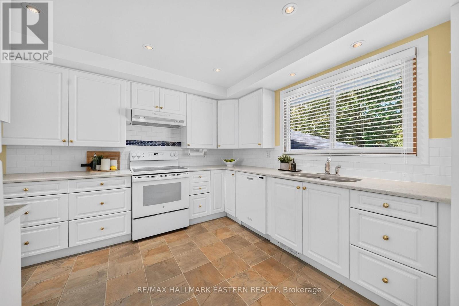 1337 Franklin Drive W, Peterborough, Ontario  K9H 6Z5 - Photo 21 - X13759826