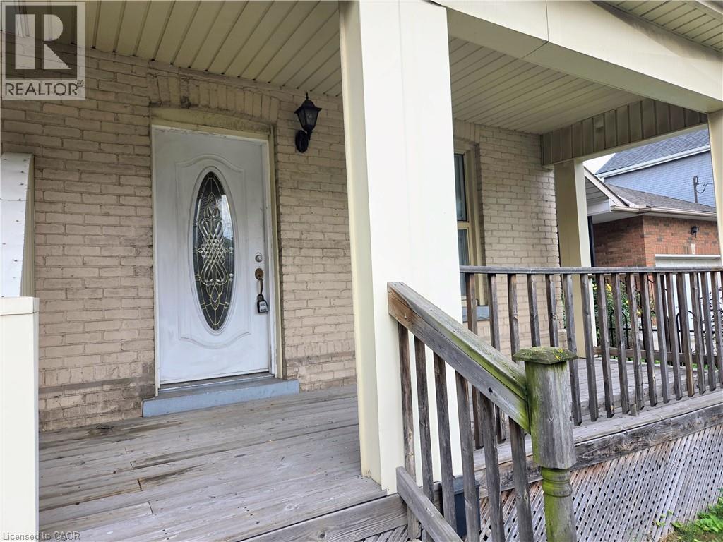 72 Emerald Street N, Hamilton, Ontario L8L 5K3 - Photo 2 - 40861420