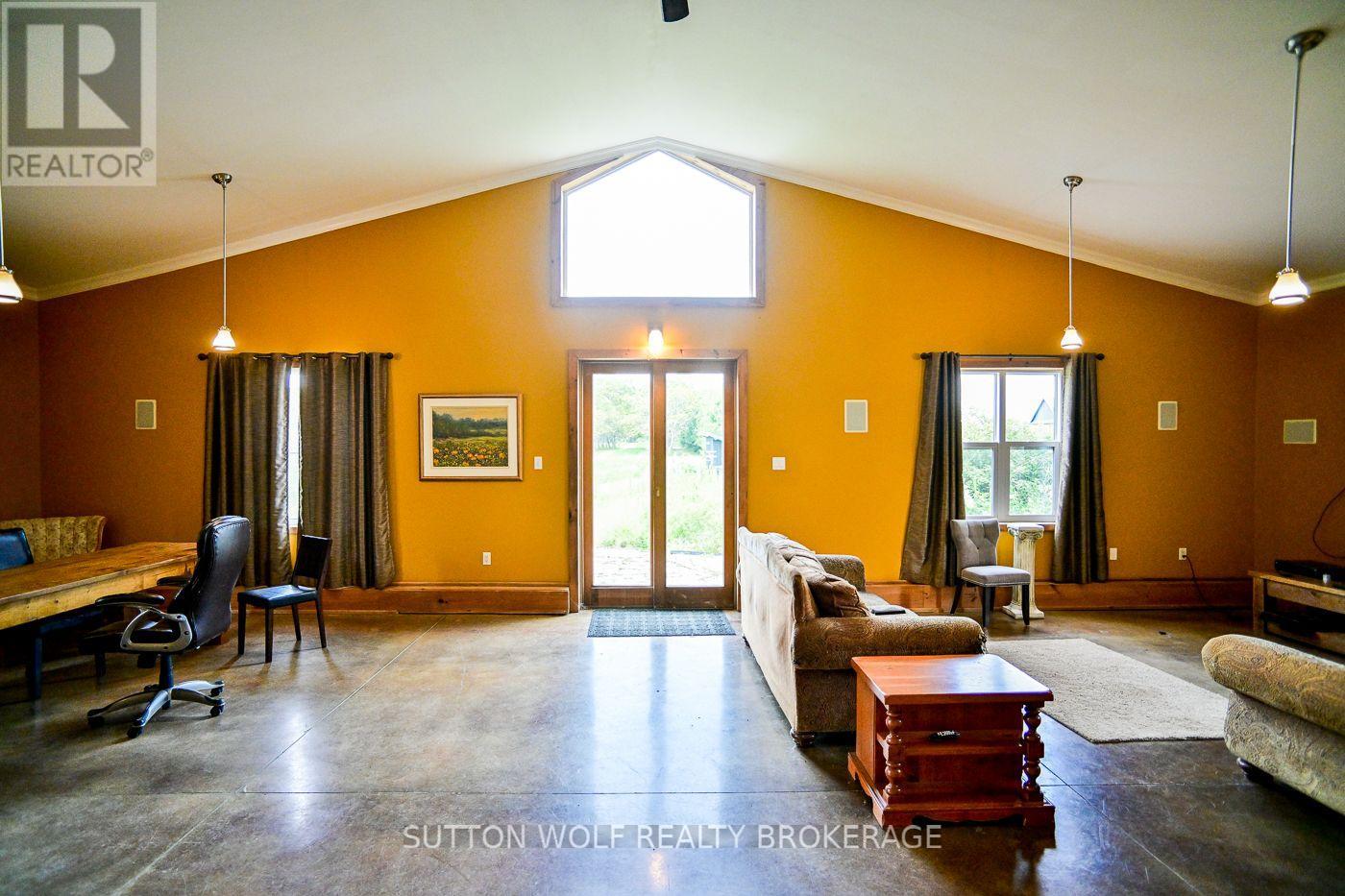 21831 Cooks Road W, Strathroy-Caradoc, Ontario  N0L 1W0 - Photo 4 - X13759592