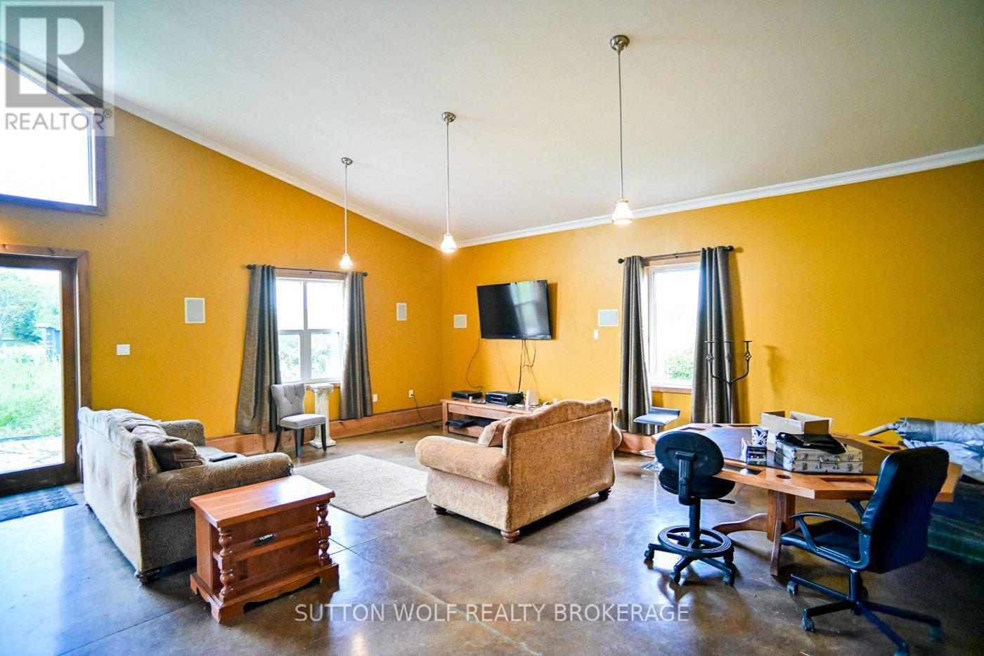 21831 Cooks Road W, Strathroy-Caradoc, Ontario  N0L 1W0 - Photo 5 - X13759592