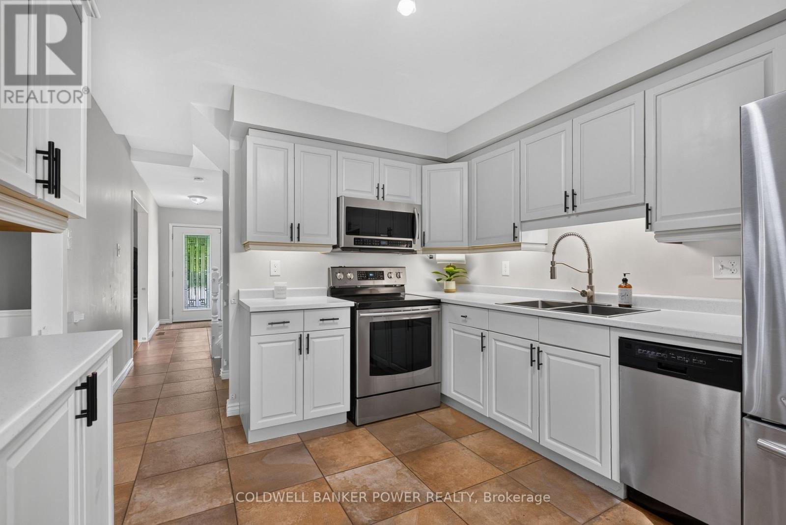 34 Comox Court, London South, Ontario  N6K 3K9 - Photo 15 - X13759820