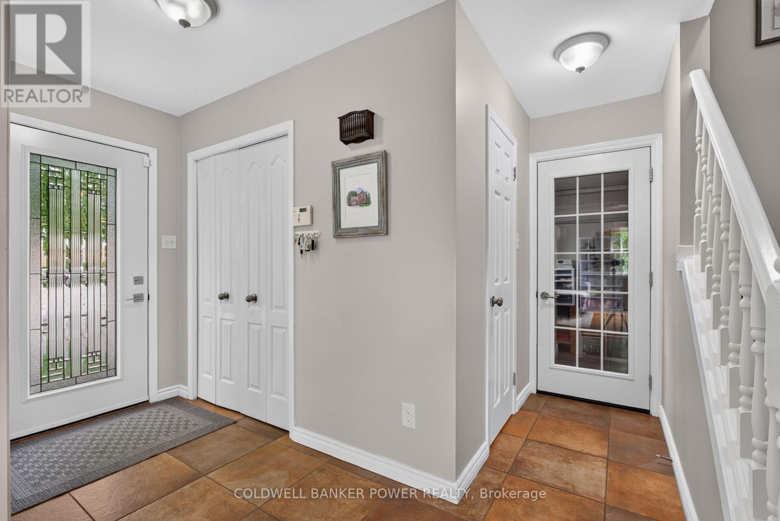 34 Comox Court, London South, Ontario  N6K 3K9 - Photo 4 - X13759820