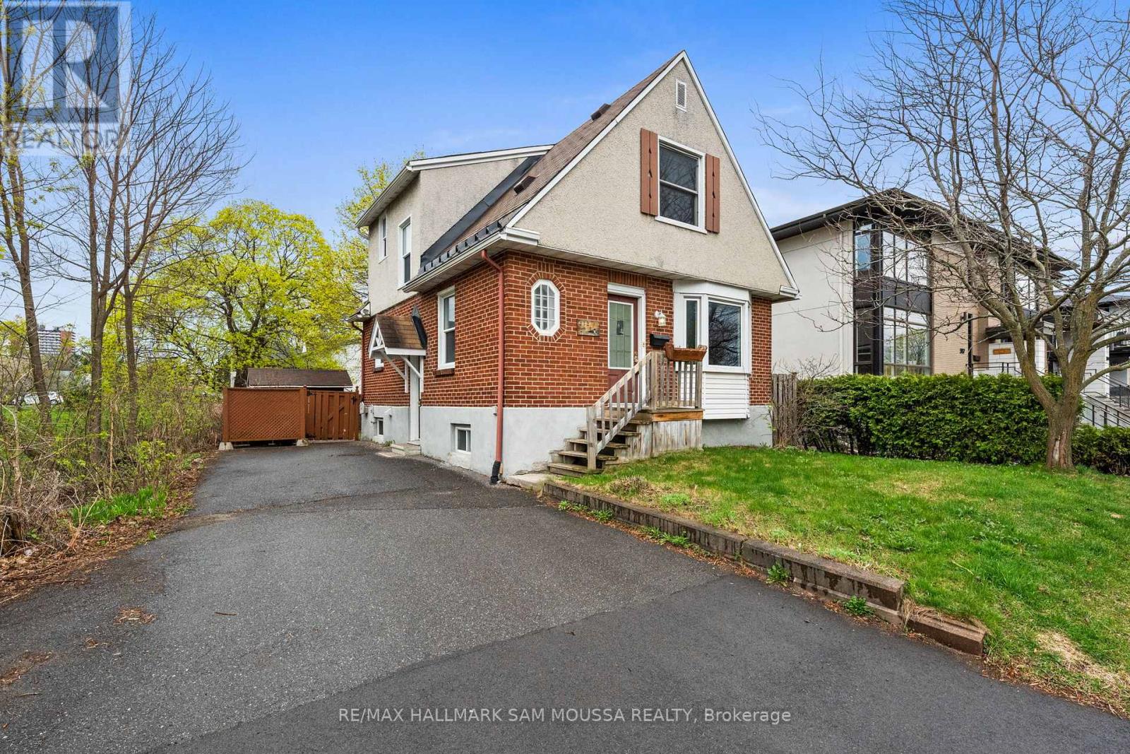 378 Byron Avenue, Ottawa, Ontario  K1Z 6Z2 - Photo 2 - X13759496