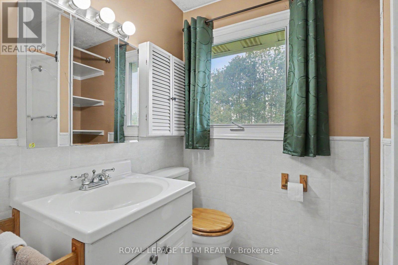 2974 Harbison Road, Ottawa, Ontario  K0A 2Z0 - Photo 18 - X13759522