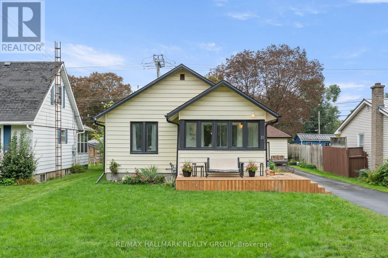 21 SEVENOAKS AVENUE, Brockville, Ontario