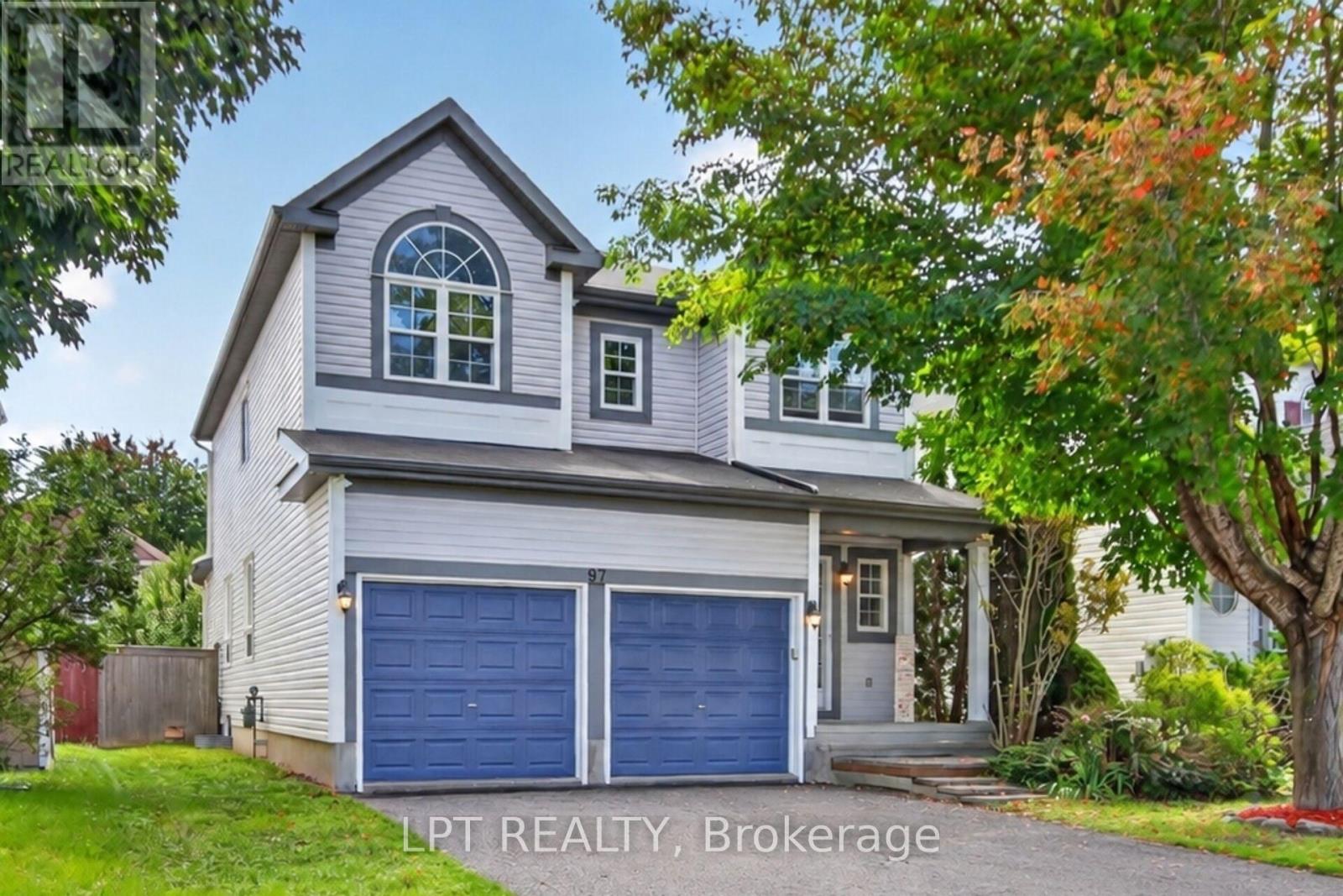 97 BLACK BEAR WAY, Ottawa, Ontario