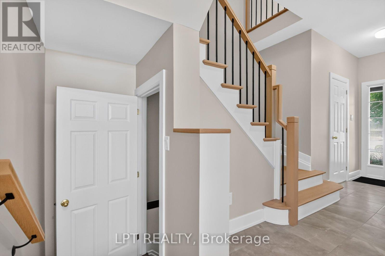 97 Black Bear Way, Ottawa, Ontario  K2S 2G6 - Photo 29 - X13759662