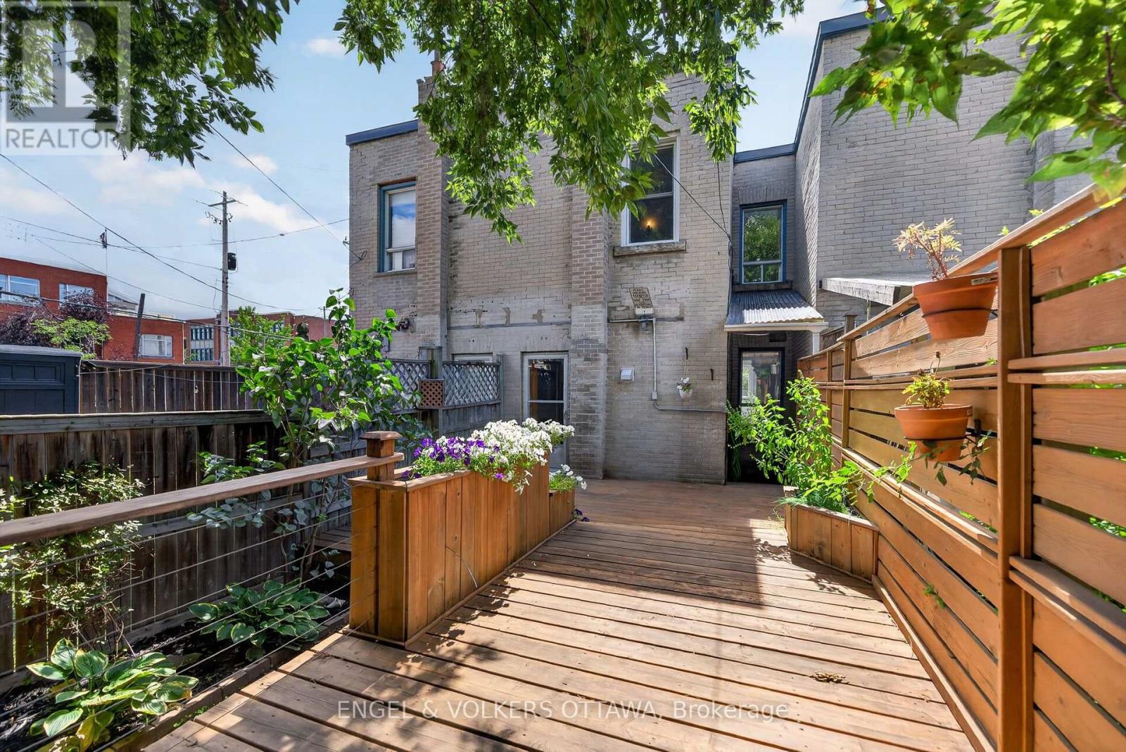 75 Eccles Street, Ottawa, Ontario  K1R 6S5 - Photo 5 - X13759754