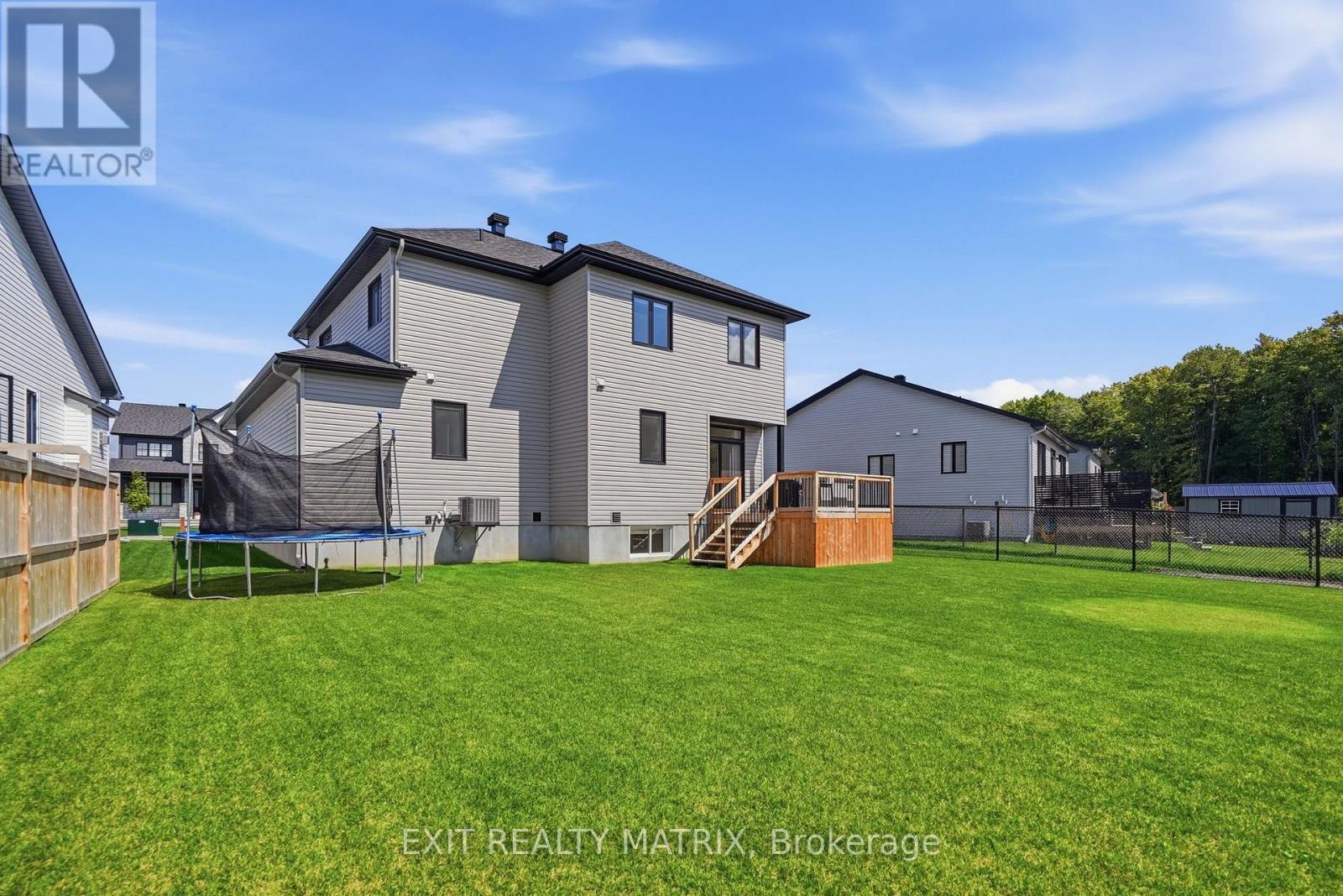 1339 Fribourg Street, Russell, Ontario  K0A 1W0 - Photo 34 - X13759776