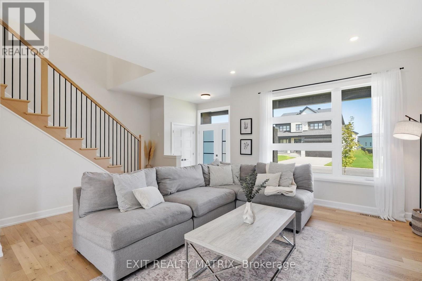 1339 Fribourg Street, Russell, Ontario  K0A 1W0 - Photo 7 - X13759776