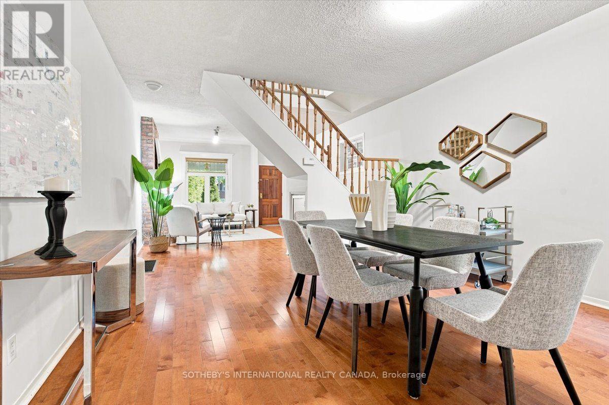334 Albany Avenue, Toronto, Ontario  M5R 3C9 - Photo 11 - C13759802