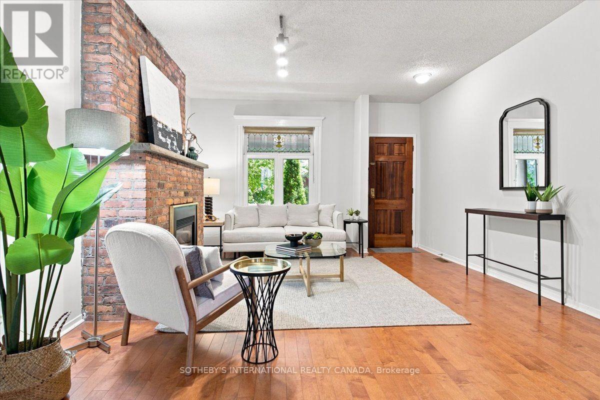 334 Albany Avenue, Toronto, Ontario  M5R 3C9 - Photo 5 - C13759802