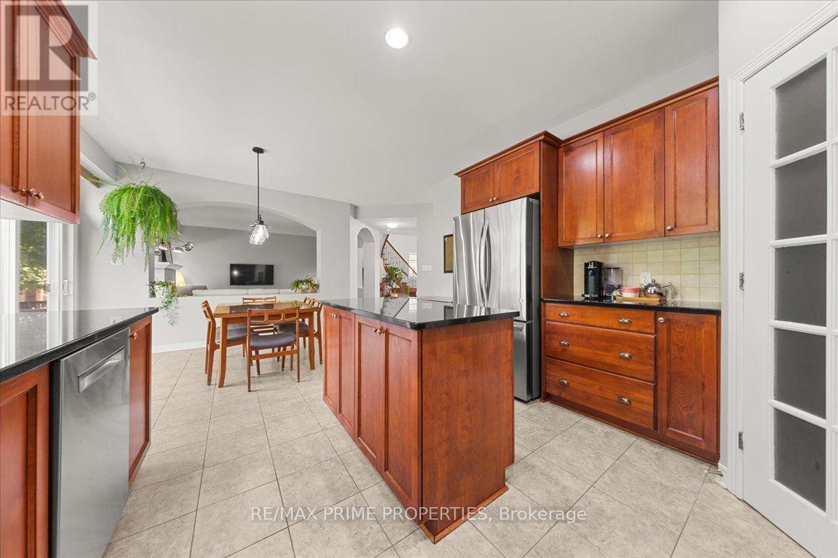20 Quarry Ridge Drive, Ottawa, Ontario  K1C 7S2 - Photo 16 - X13759870