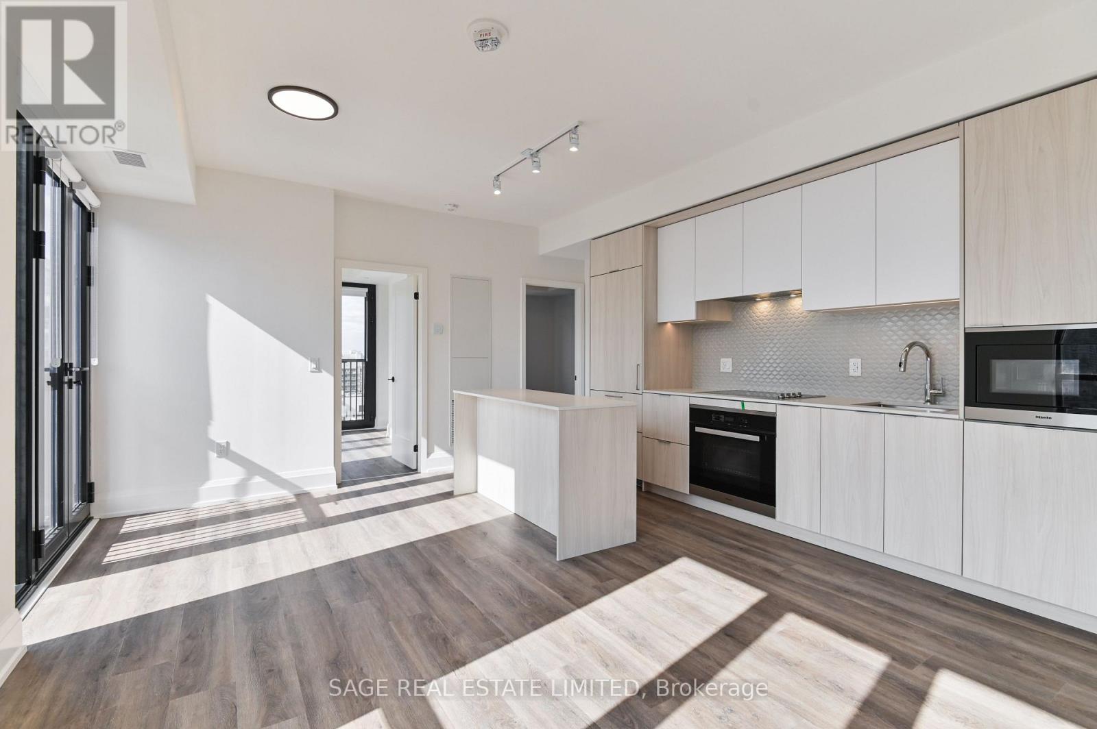 1007 - 123 Portland Street, Toronto, Ontario  M5V 0V9 - Photo 7 - C13759850