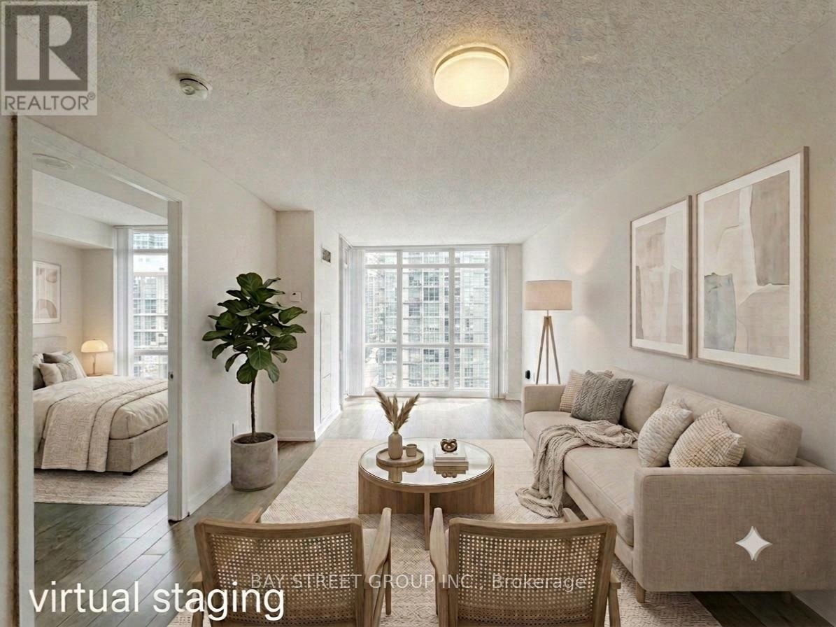 807 - 11 Brunel Court, Toronto, Ontario  M5V 3Y3 - Photo 1 - C13759898