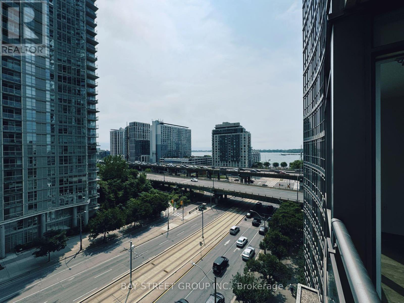 807 - 11 Brunel Court, Toronto, Ontario  M5V 3Y3 - Photo 19 - C13759898
