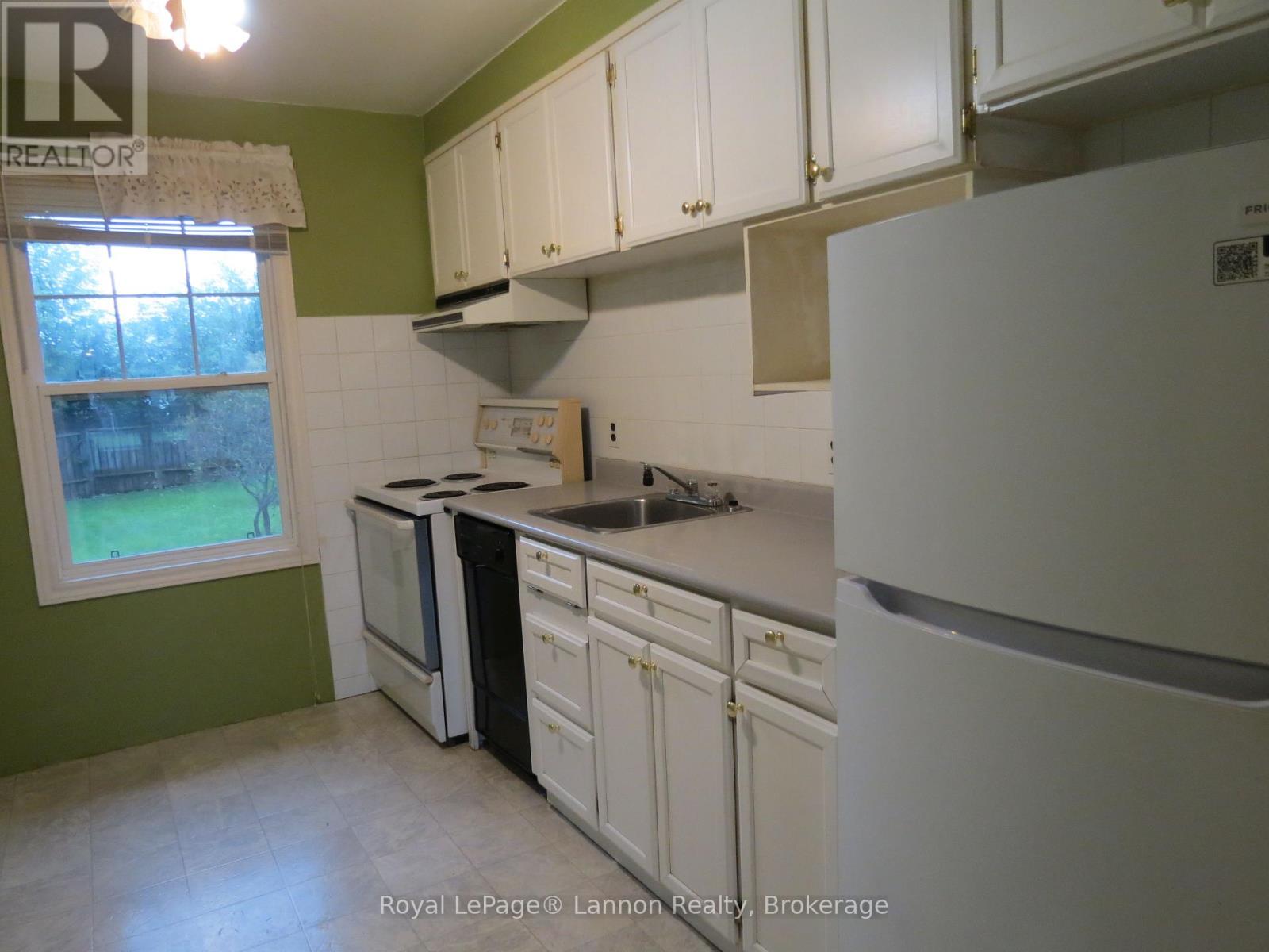 2126 Mcgregor Avenue, Thunder Bay, Ontario  P7E 5G5 - Photo 18 - X13759564