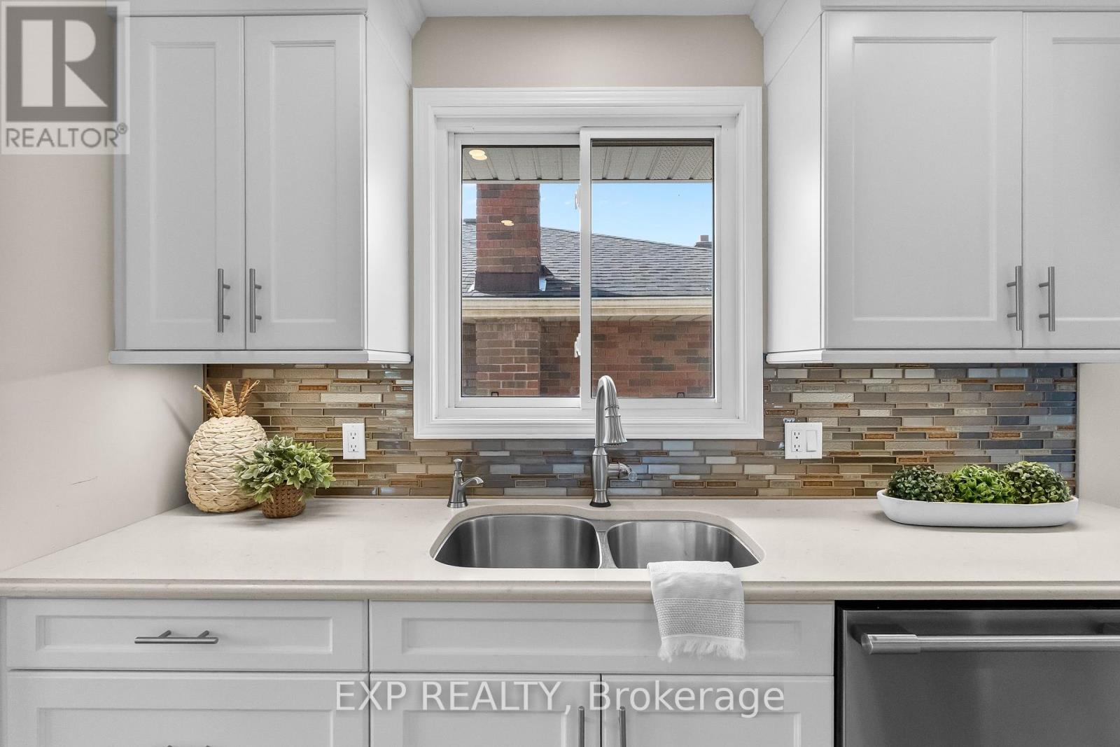 6246 Glengate Street, Niagara Falls, Ontario  L2E 5S3 - Photo 11 - X13759568