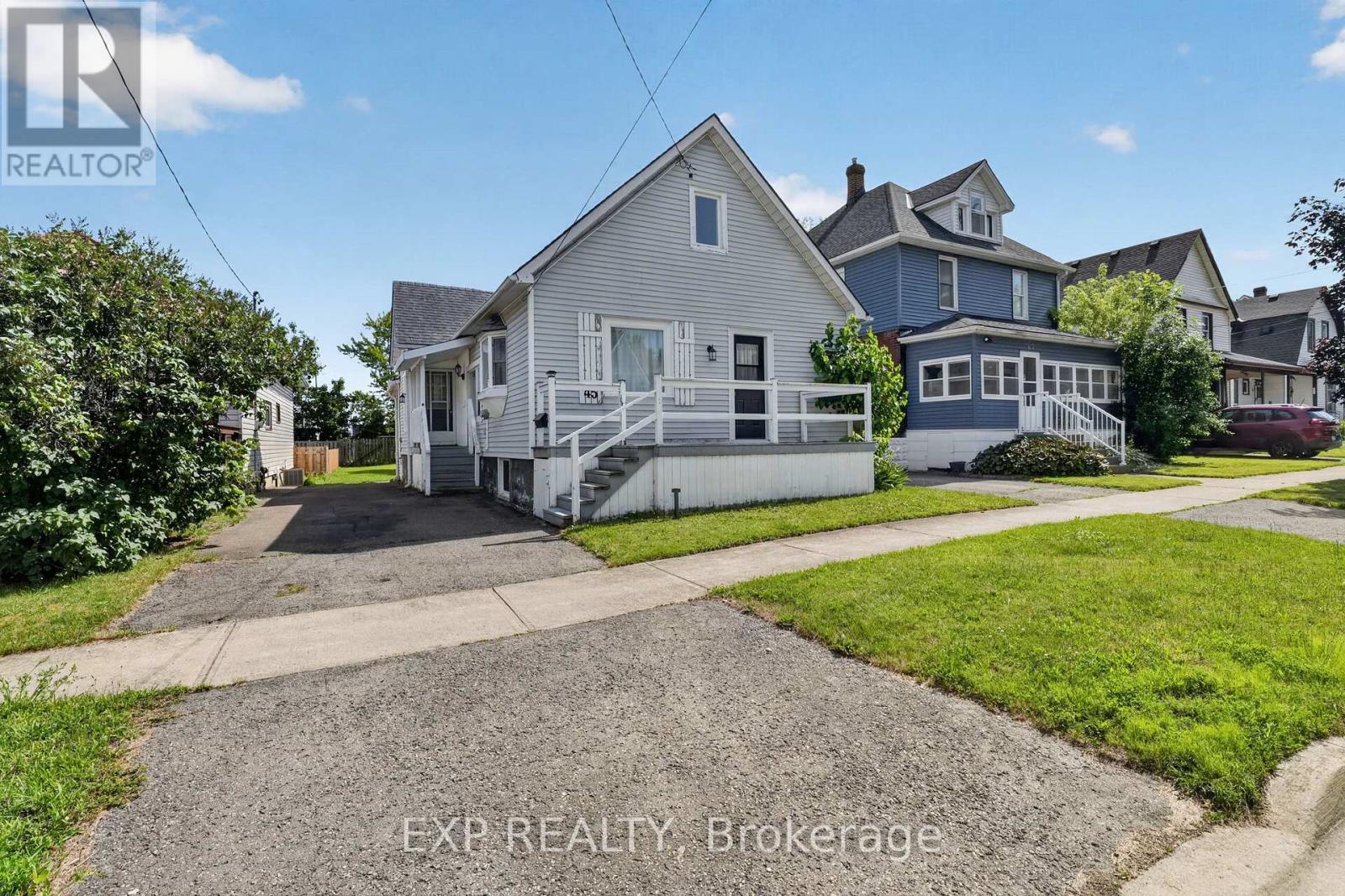 45 Phipps Street, Fort Erie, Ontario  L2A 2V3 - Photo 2 - X13759584