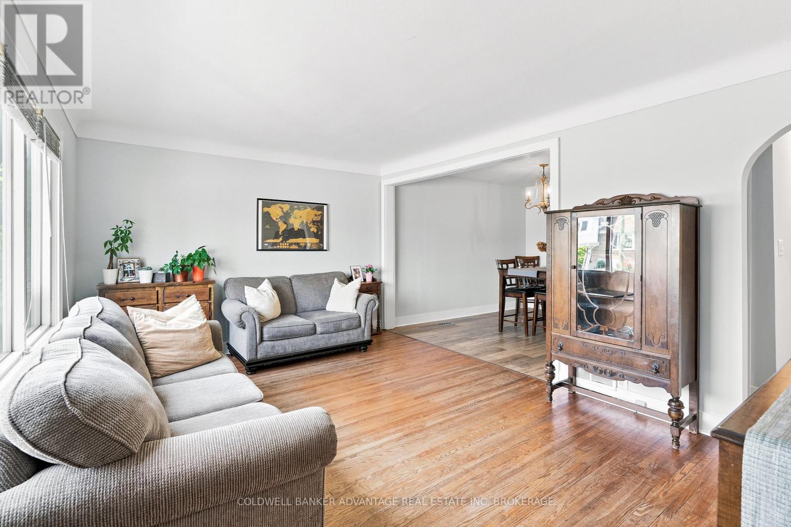 5888 Keith Street, Niagara Falls, Ontario  L2J 1J9 - Photo 6 - X13759684