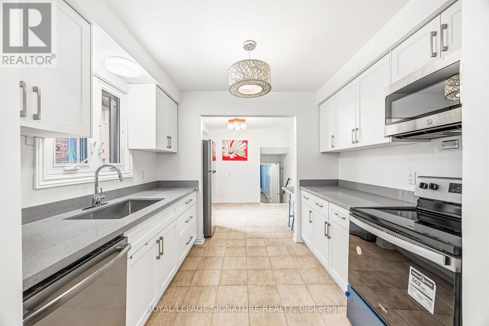 3 Presley Avenue, Toronto, Ontario  M1L 3P4 - Photo 5 - E13759552