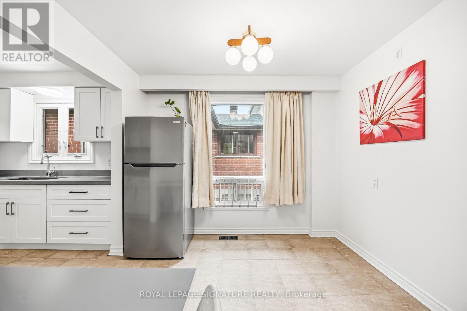 3 Presley Avenue, Toronto, Ontario  M1L 3P4 - Photo 8 - E13759552