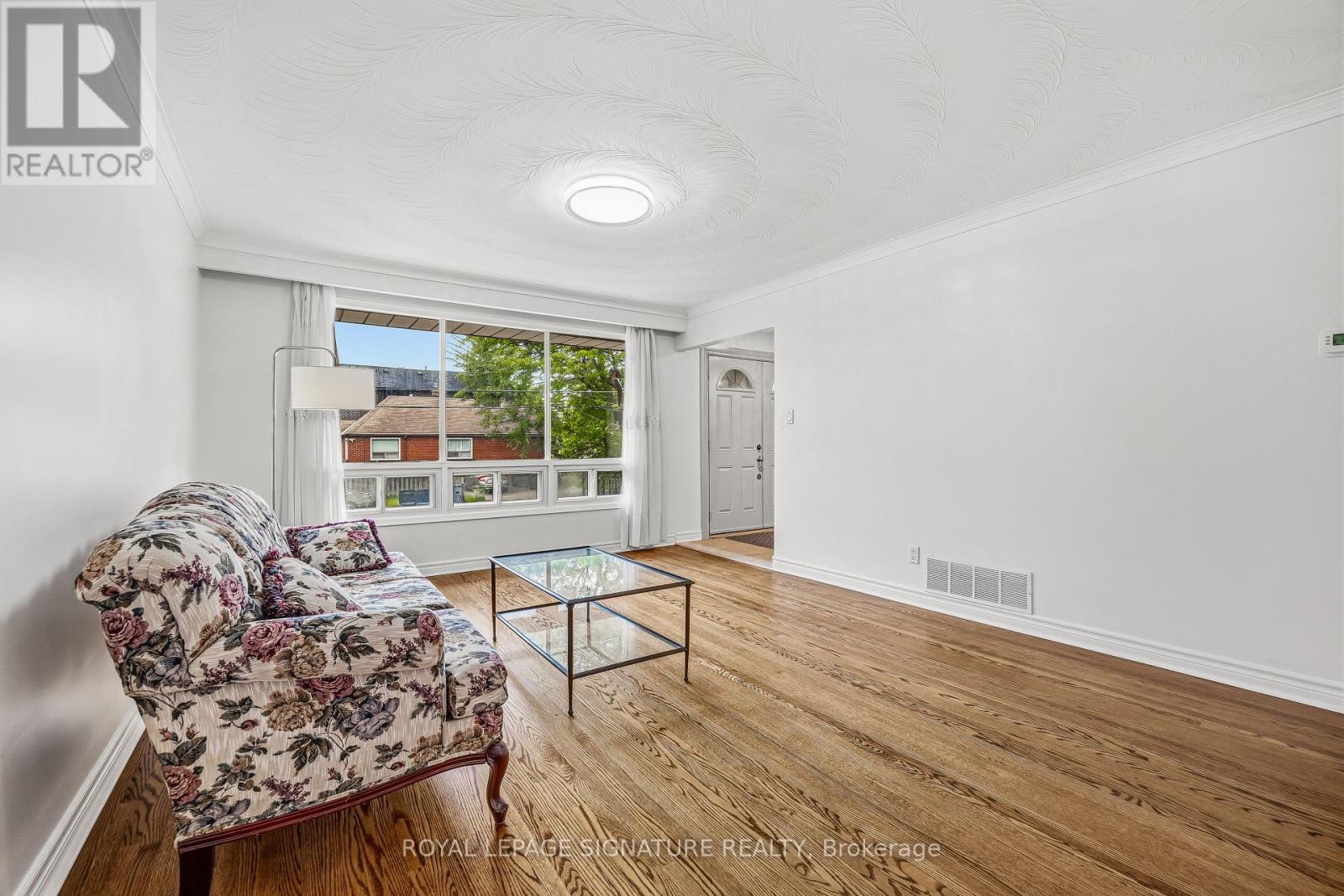 3 Presley Avenue, Toronto, Ontario  M1L 3P4 - Photo 9 - E13759552