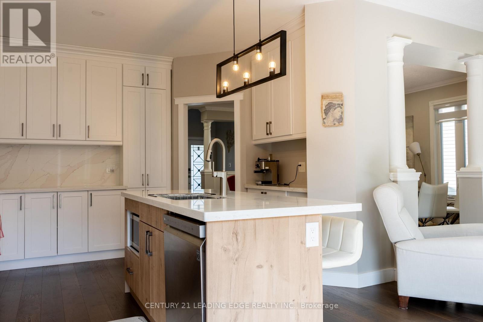53 Ault Crescent, Whitby, Ontario  L1M 2G7 - Photo 11 - E13759674