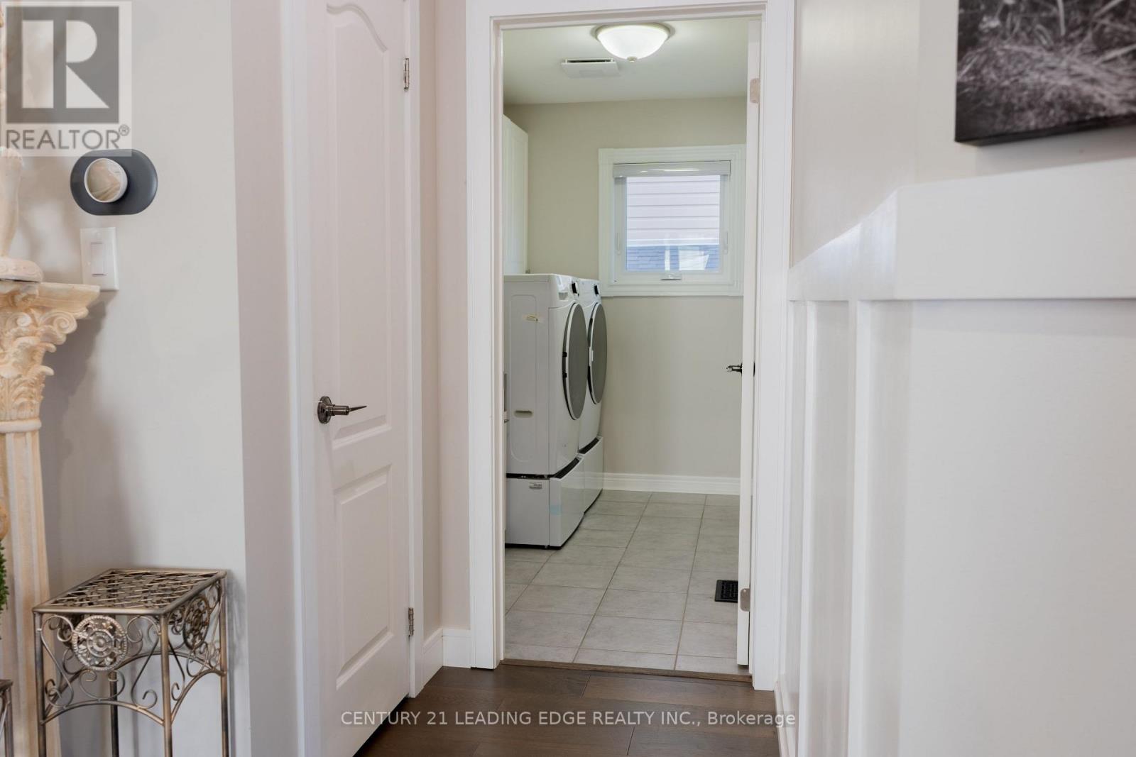 53 Ault Crescent, Whitby, Ontario  L1M 2G7 - Photo 13 - E13759674