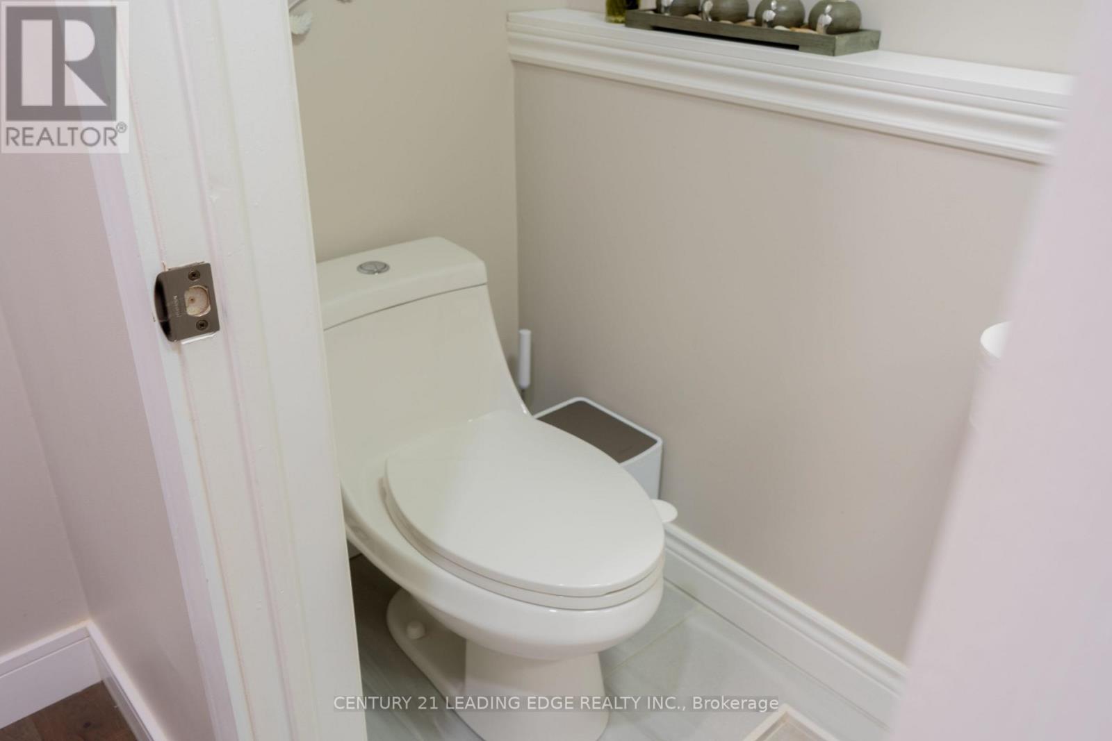 53 Ault Crescent, Whitby, Ontario  L1M 2G7 - Photo 27 - E13759674