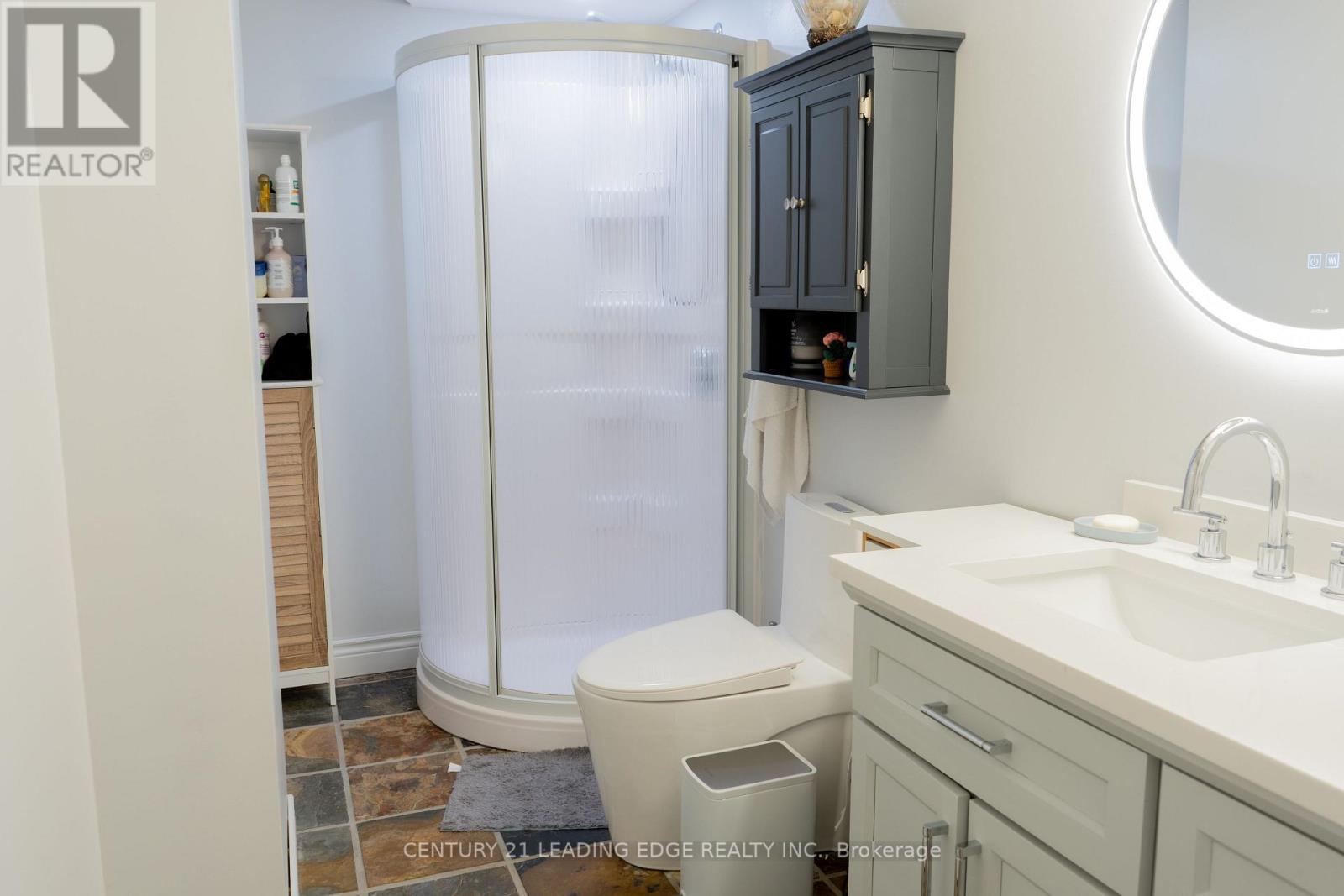 53 Ault Crescent, Whitby, Ontario  L1M 2G7 - Photo 32 - E13759674