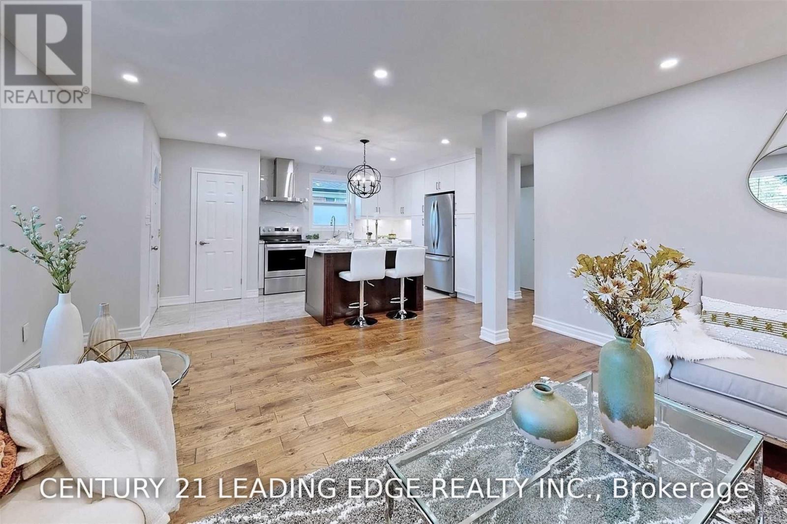 Main - 170 Ellington Drive, Toronto, Ontario  M1R 3Y3 - Photo 6 - E13759710