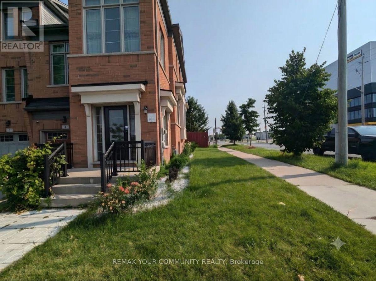 1 Lily Cup Avenue, Toronto, Ontario  M1L 0H4 - Photo 2 - E13759730