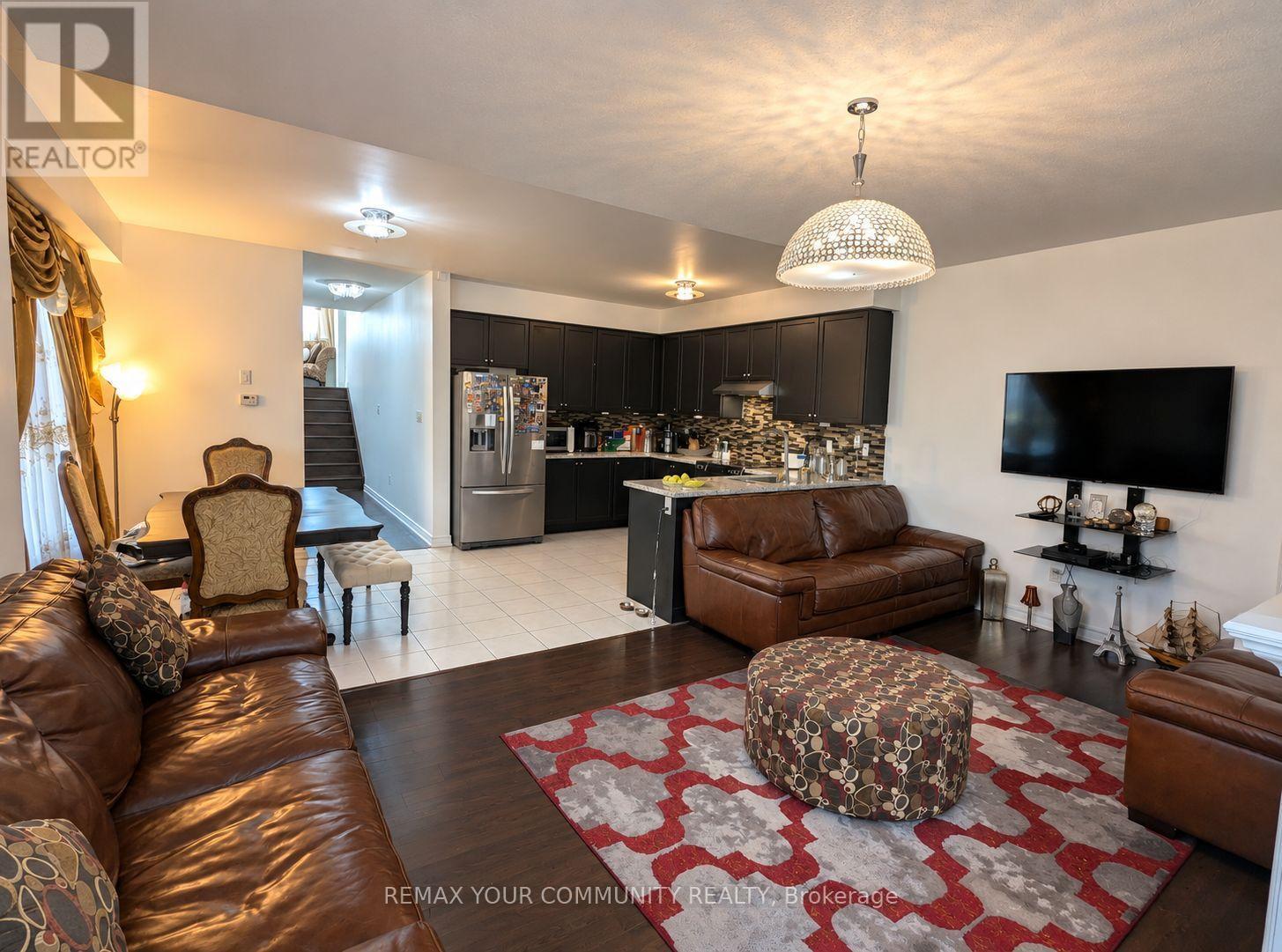 1 Lily Cup Avenue, Toronto, Ontario  M1L 0H4 - Photo 6 - E13759730