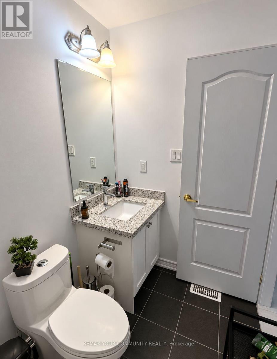 1 Lily Cup Avenue, Toronto, Ontario  M1L 0H4 - Photo 7 - E13759730