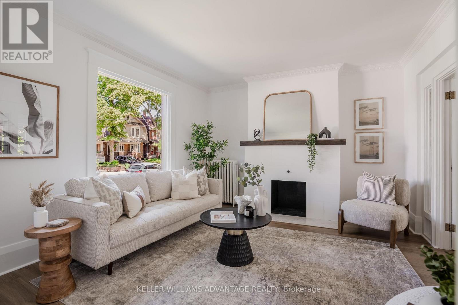 3 Columbine Avenue, Toronto, Ontario M4L 1P2 - Photo 4 - E13759746