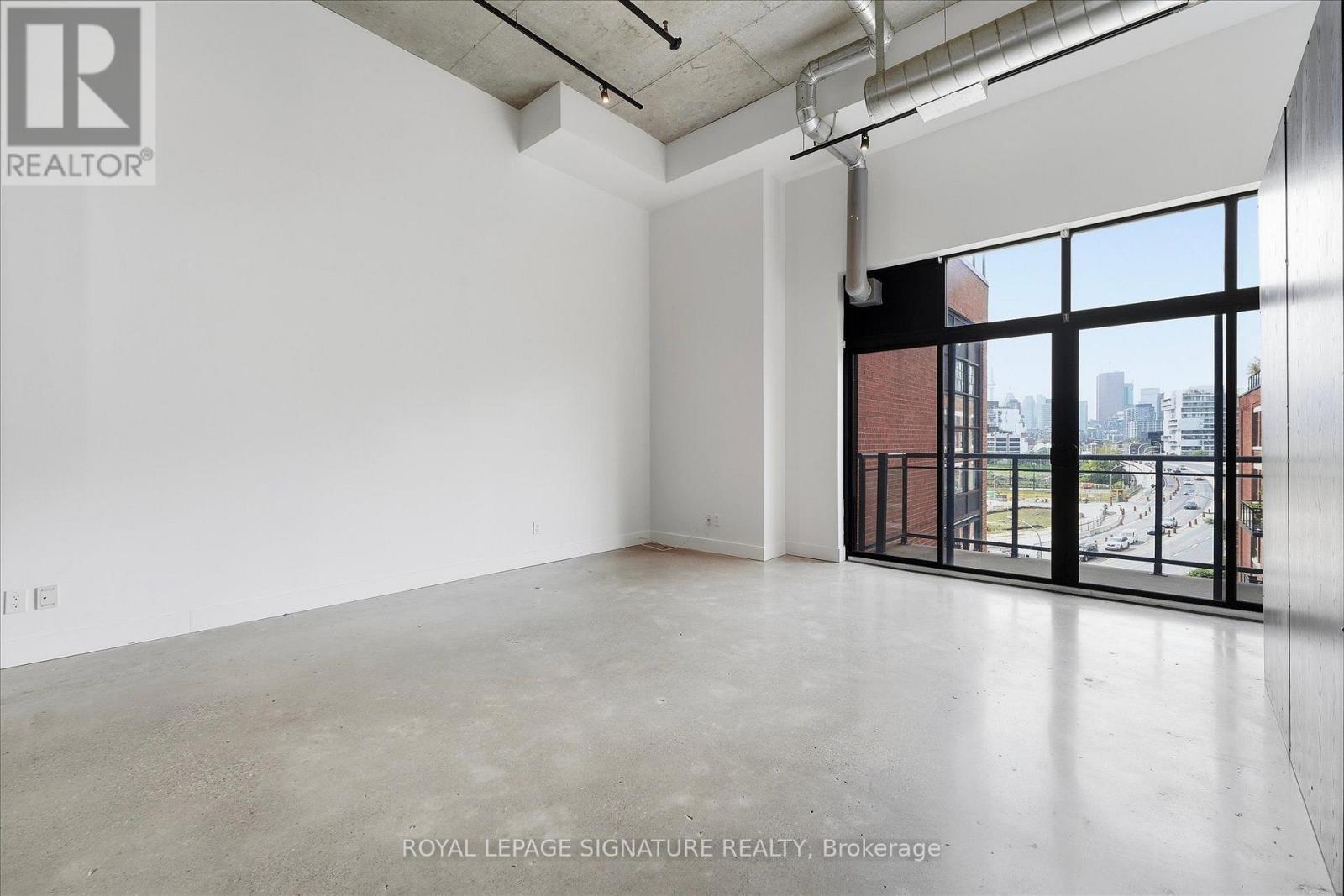 523 - 68 Broadview Avenue, Toronto, Ontario  M4M 2E6 - Photo 2 - E13759876