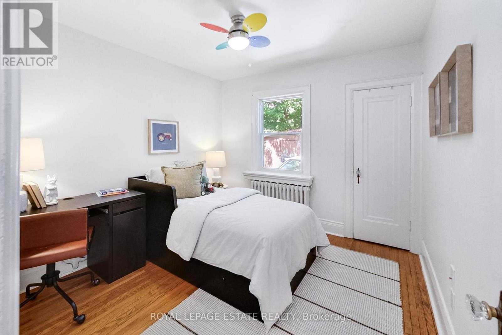 64 Wildwood Crescent, Toronto, Ontario  M4L 2K7 - Photo 12 - E13759912